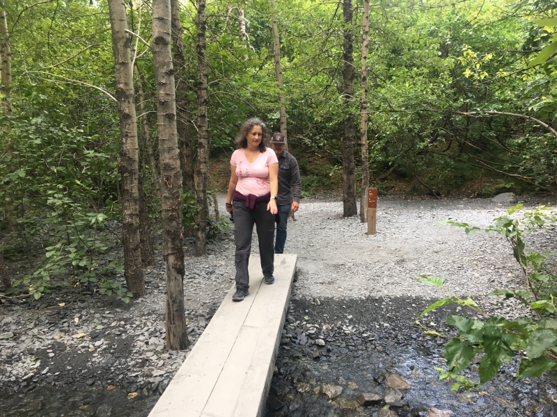 2019-07-12 07-50th-anniversary-cruise-Seward-to-Anchorage-40-Exit-Glacier-Suzi-Justin.JPG